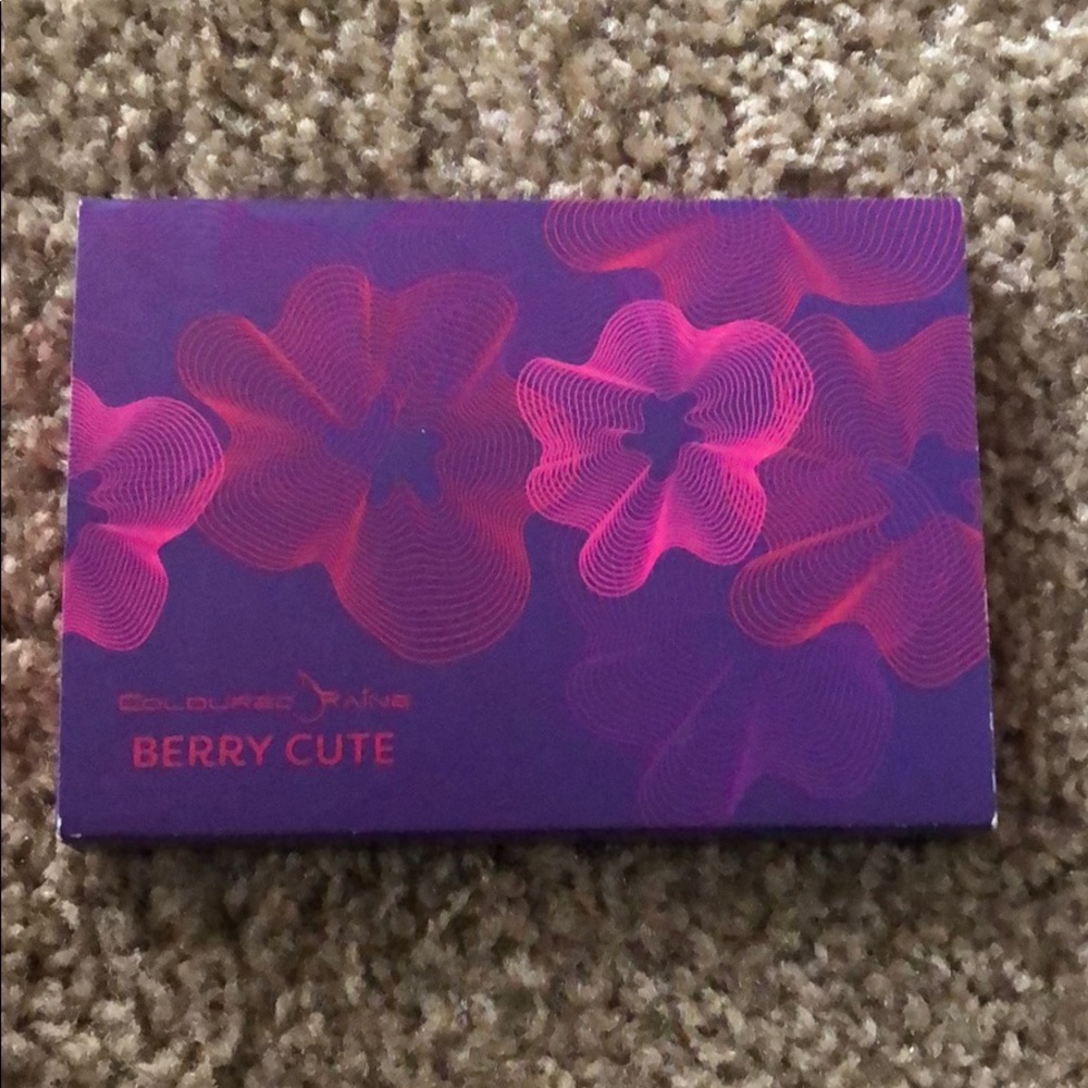COLOUREDRAINE BERRY CUTE